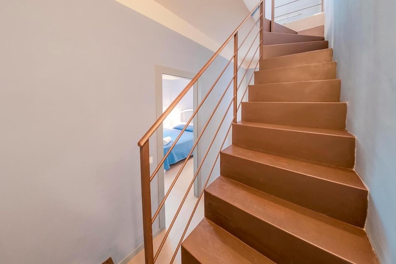 Apartment Split Level Annex
