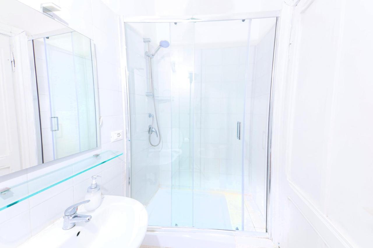 Habitación Doble Deluxe con ducha