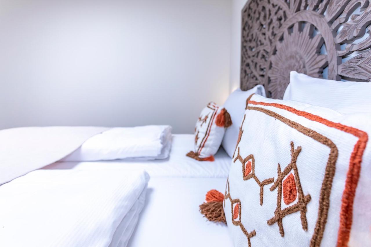 Deluxe Double Studio,1294429669:JPEG