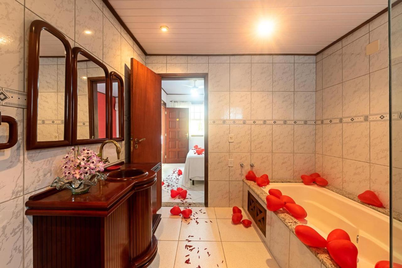 Grand Deluxe Double Room Spa Bath