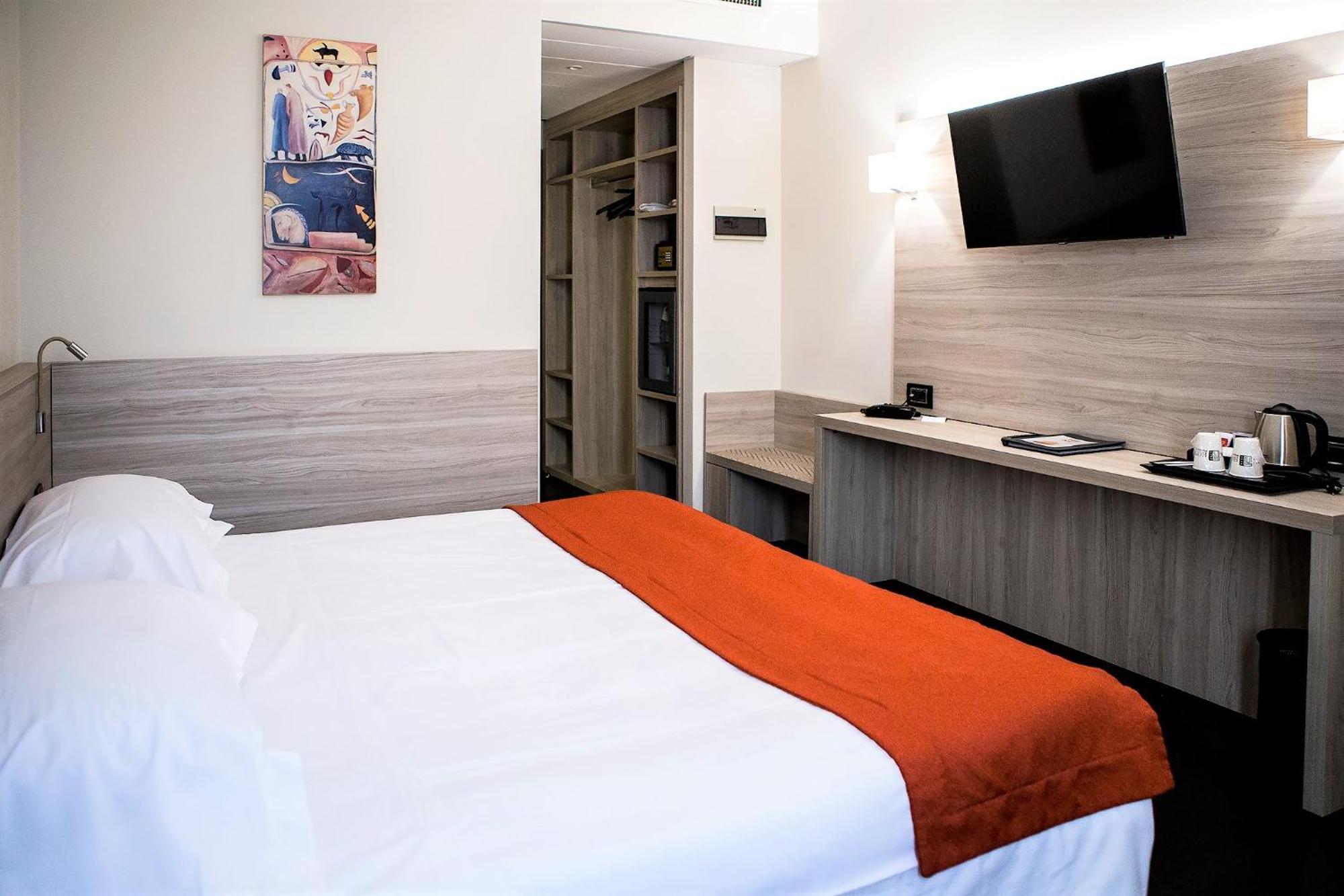 Comfort King Room