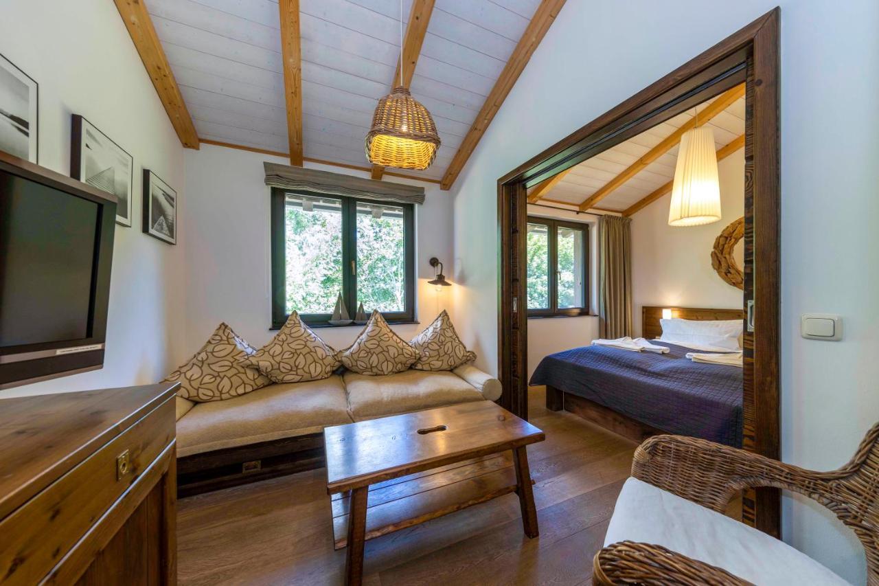 Boathouse Apartment