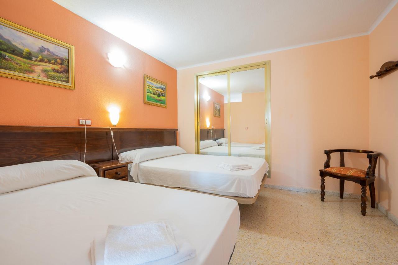 Triple Room,1296773170:JPEG