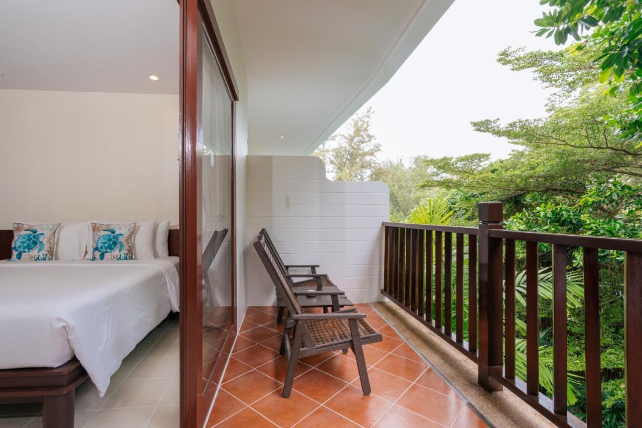 Deluxe Garden View Room size 50 sqm