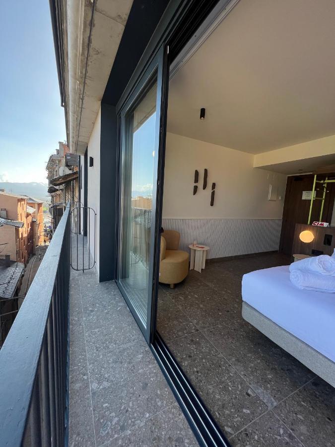 Double Room Mountain View