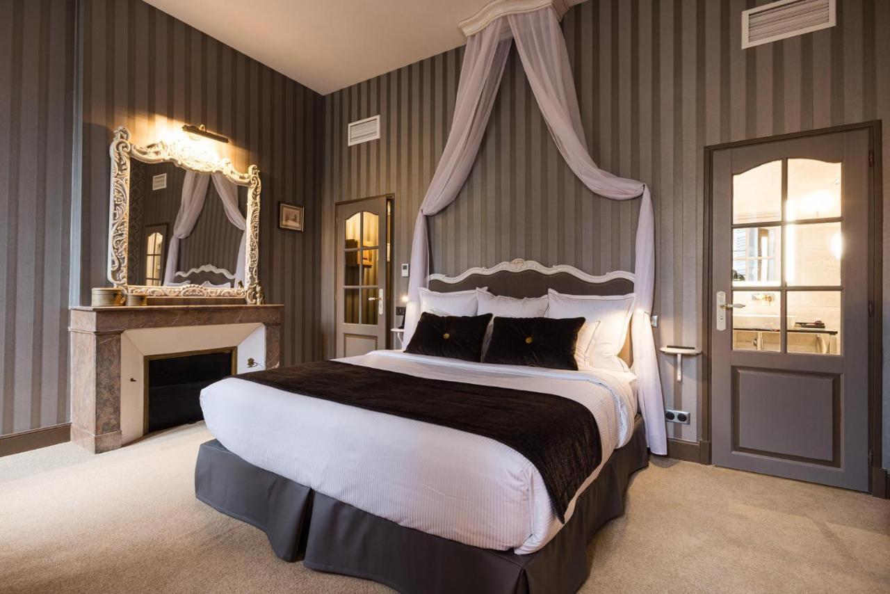 Chambre Double Supérieure - Vue sur Cour