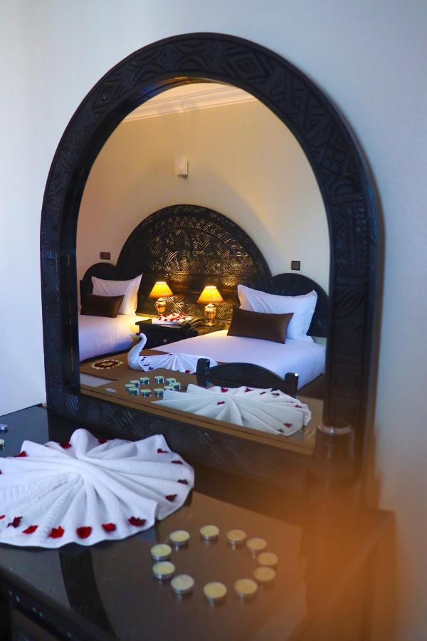 Quarto Twin com Casa de Banho
