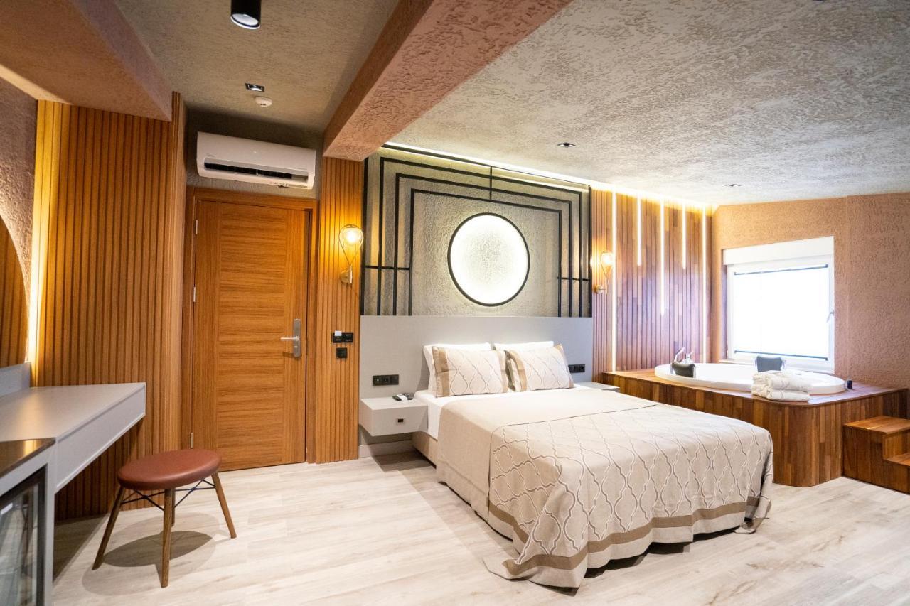 King Deluxe Room Jacuzzi