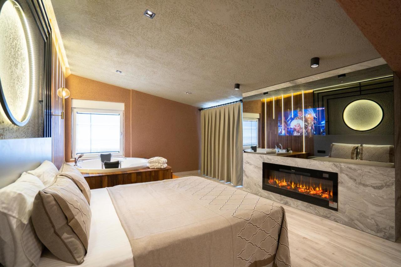 King Deluxe Room Jacuzzi