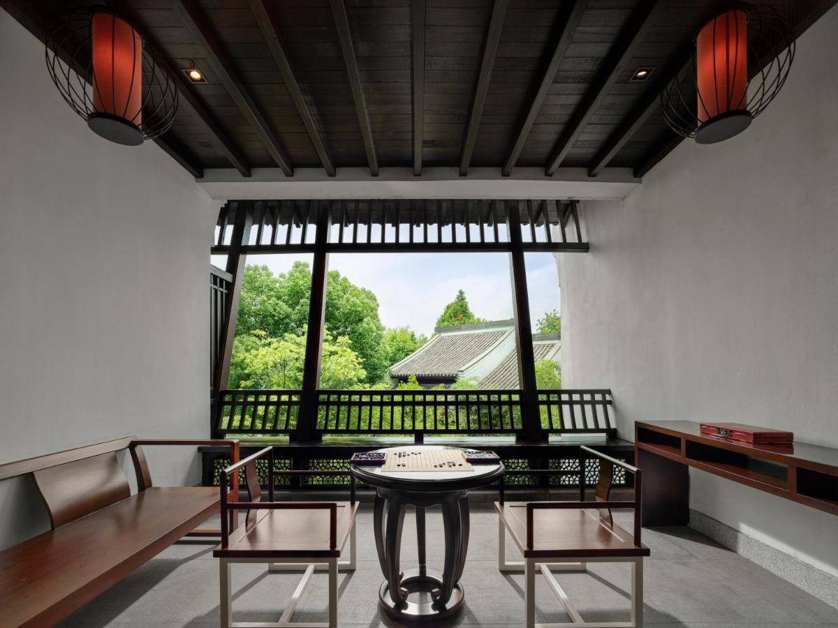 Premier Water Terrace Suite