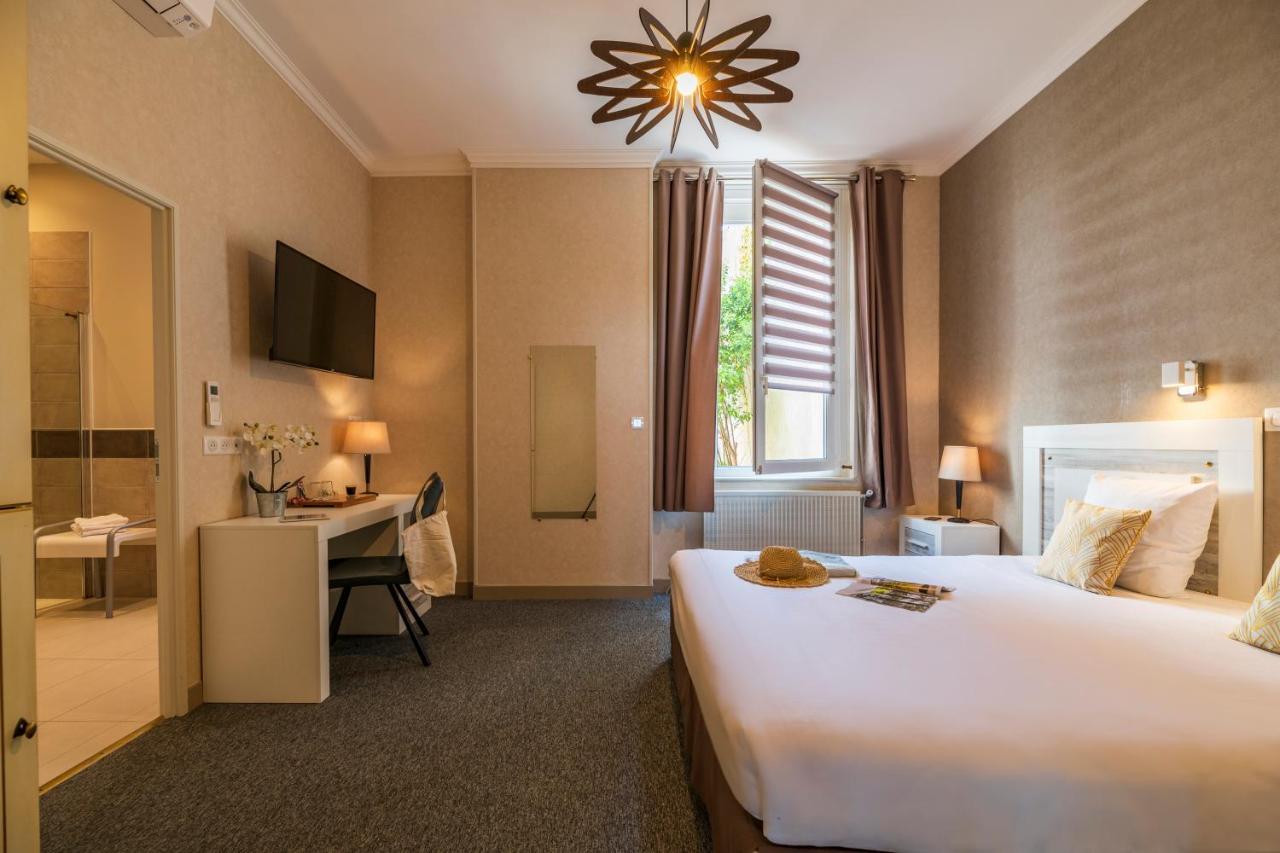 Double or Twin Room City View