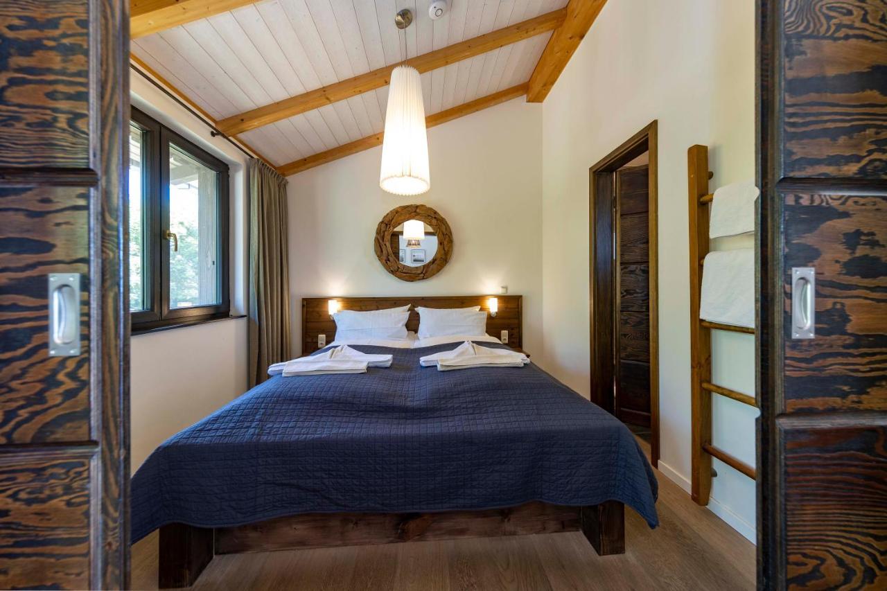 Boathouse Apartment