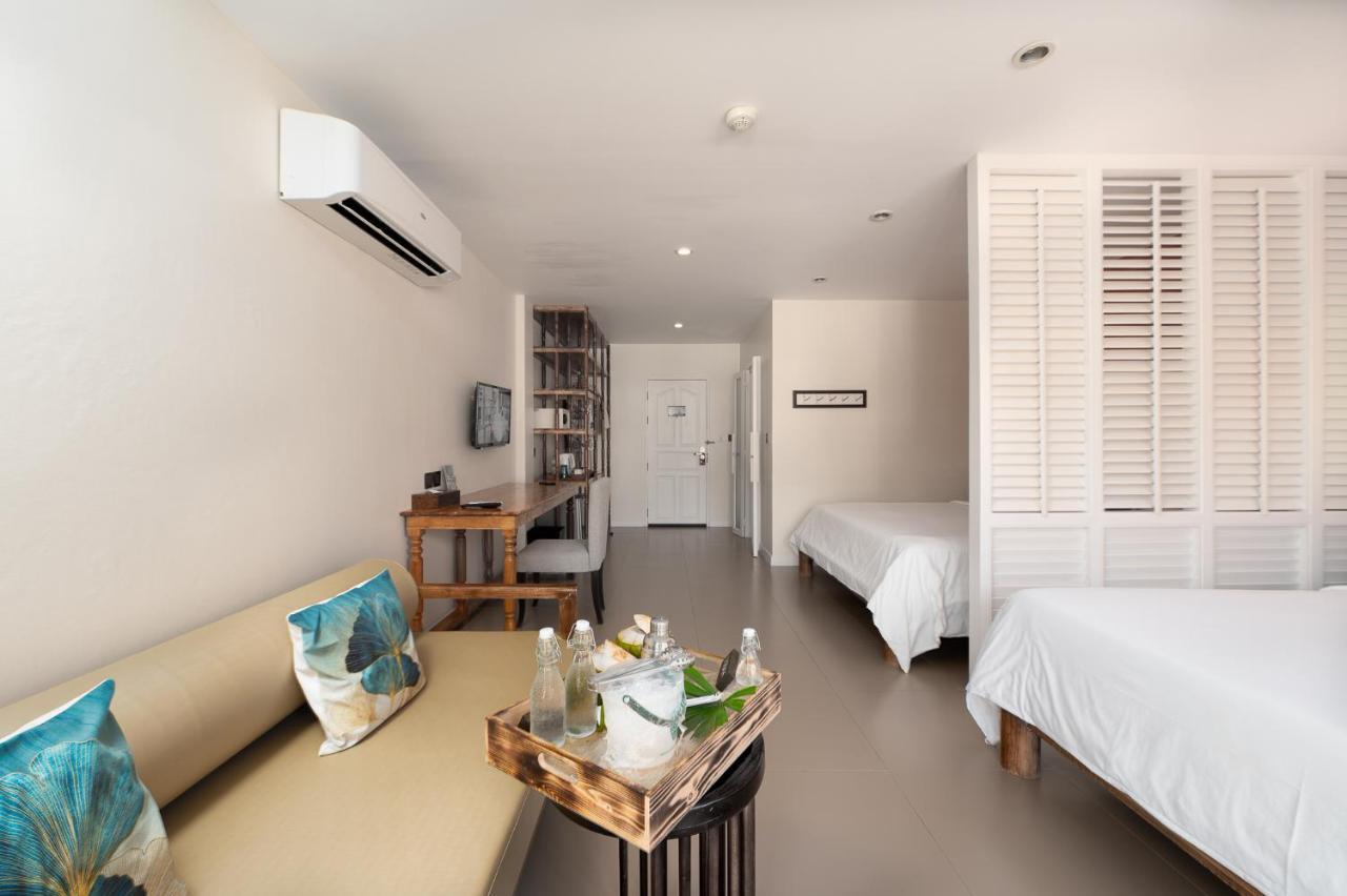 Grand Deluxe Garden View Room size 50 sqm