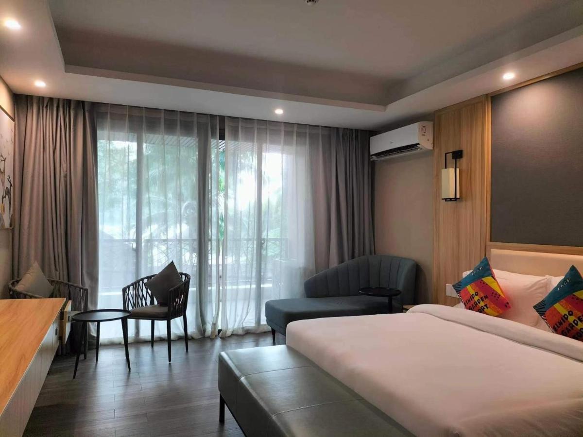 Standard King Room