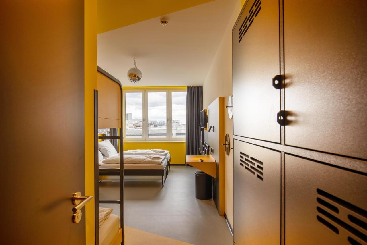Bed 6-Bed Mixed Dormitory Room