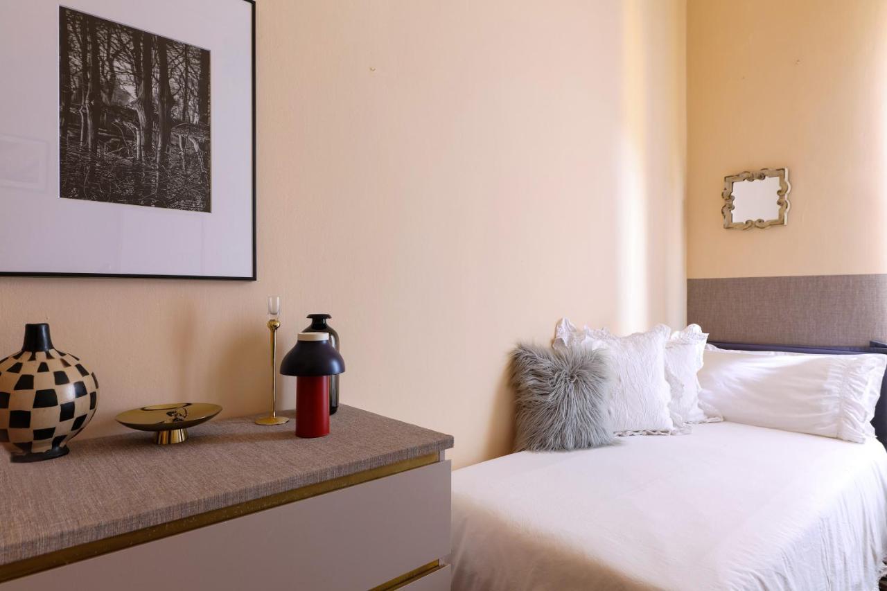 Deluxe Single Room