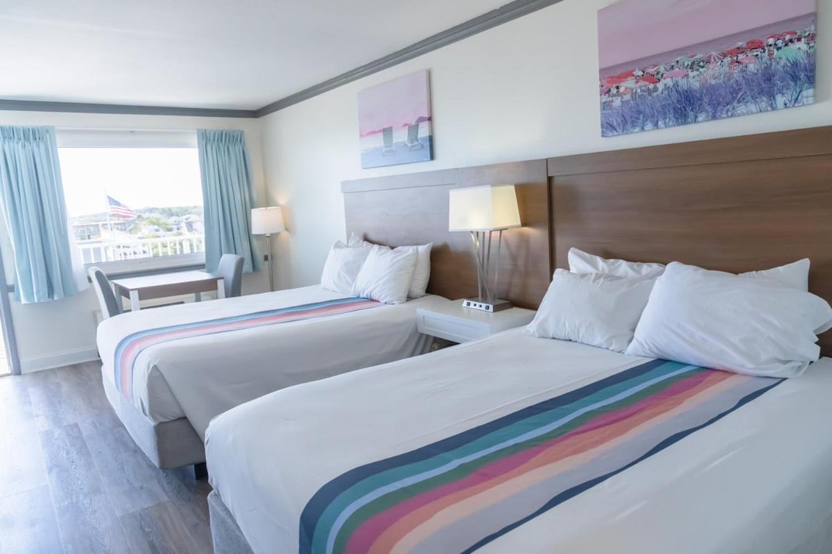 Queen Room Two Queen Beds