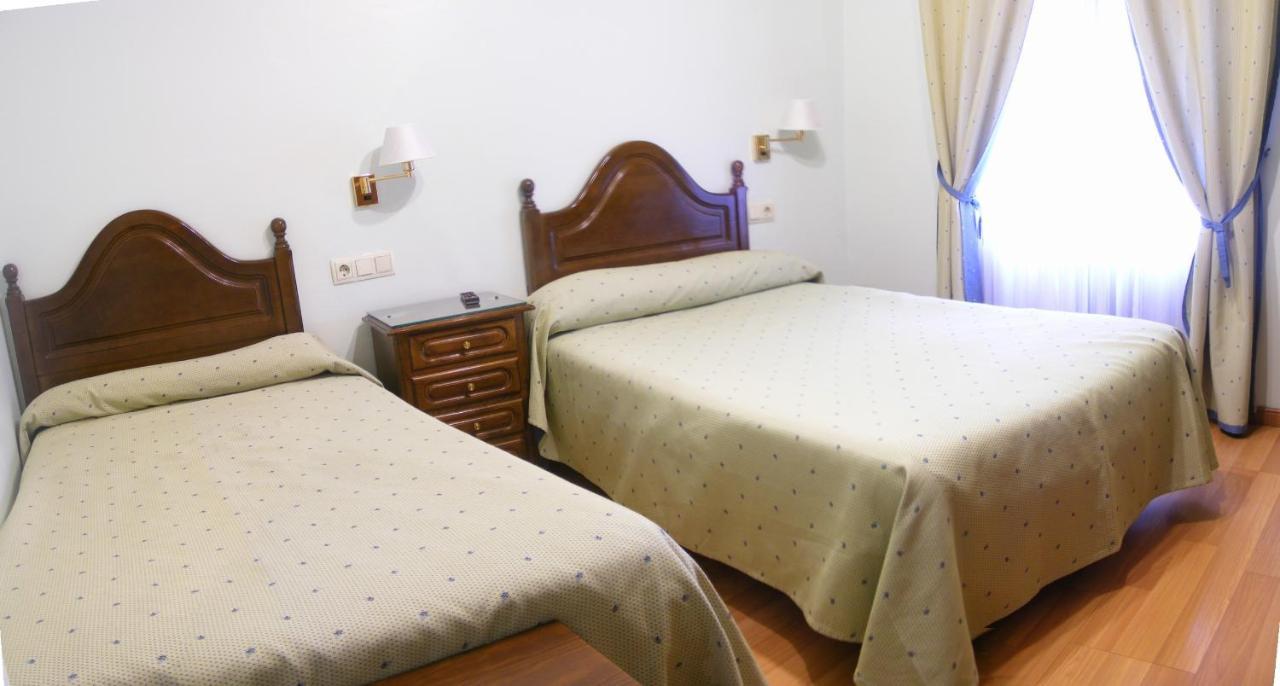 Quarto Duplo com Cama Extra