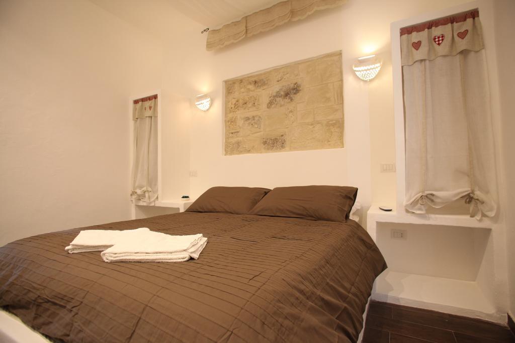 Chambre Double (2 Adultes + 1 Enfant)
