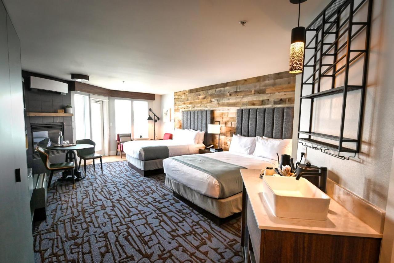 Deluxe Double Room Balcony