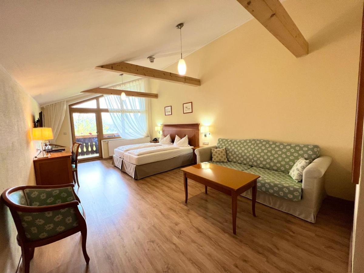 Deluxe Double Room Balcony