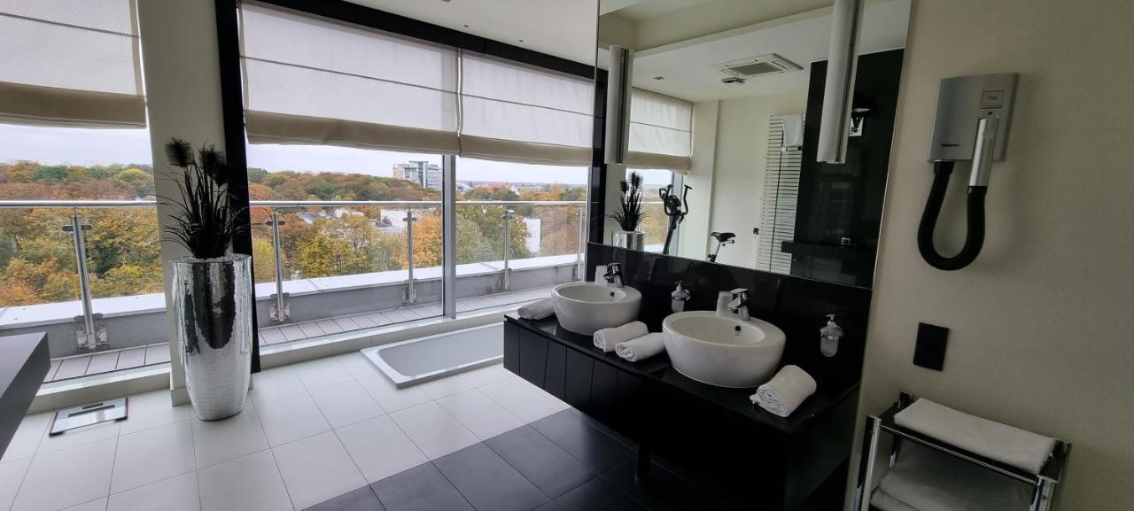Deluxe Suite City View,1697805461:JPEG