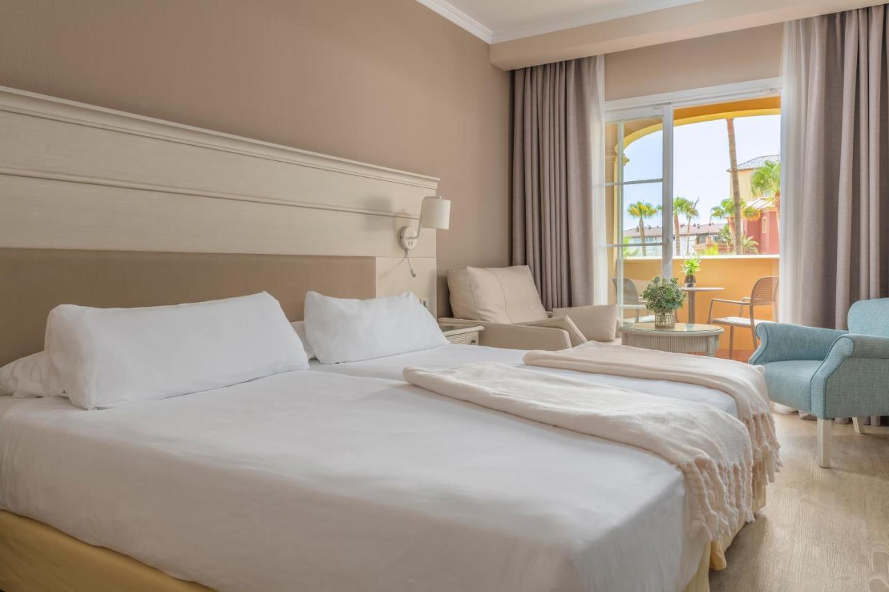 Double or Twin Room Side Sea View