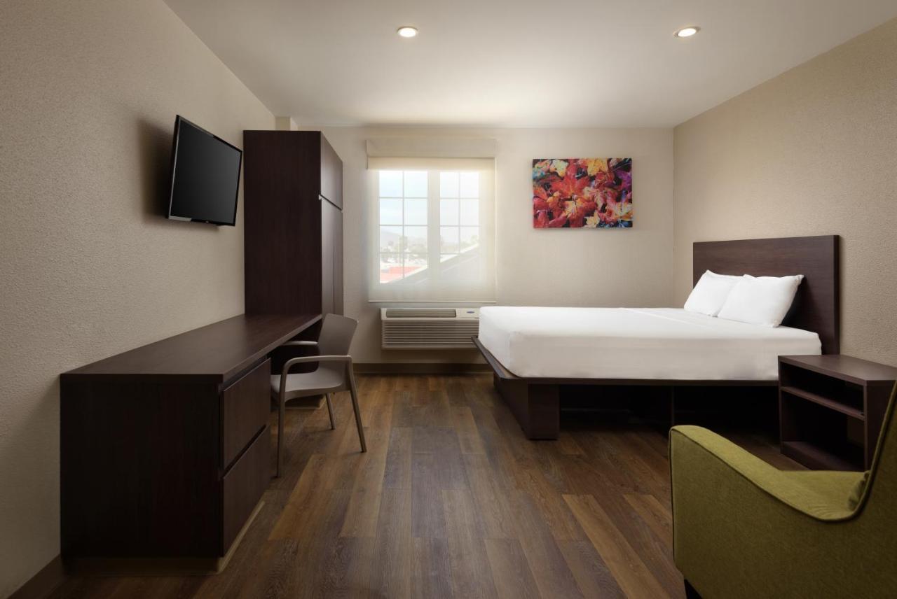 Queen Suite