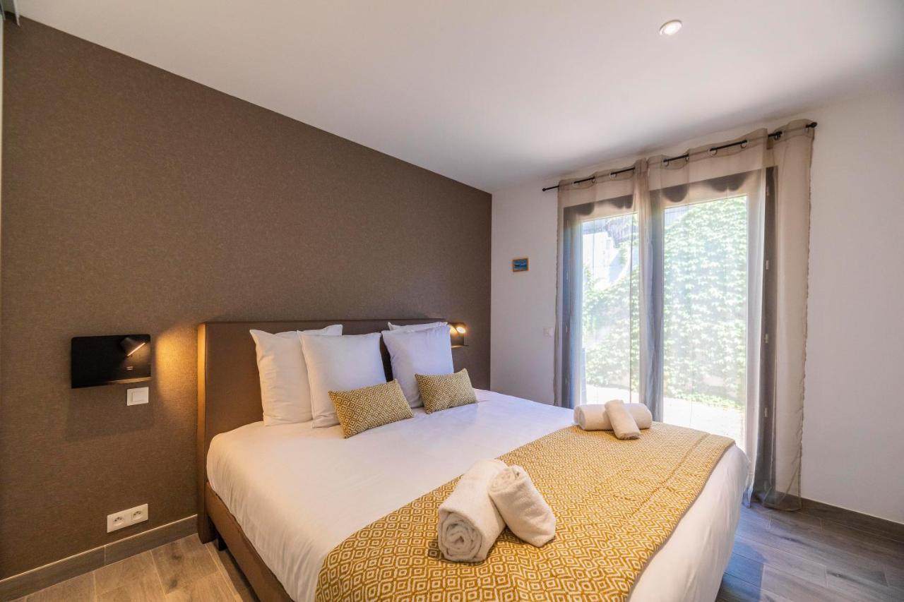 One-Bedroom Apartment Air Conditioning Terrace
