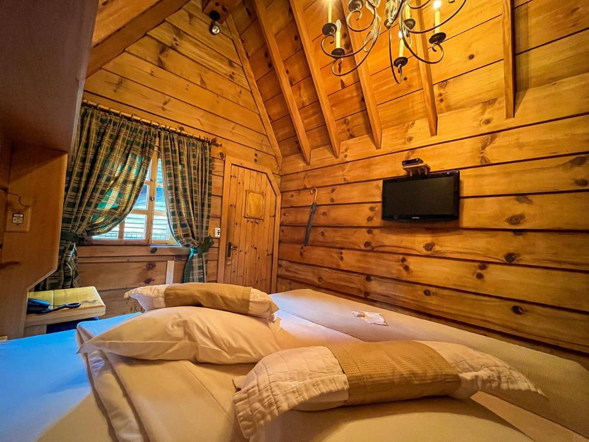 Deluxe Room Double Bed