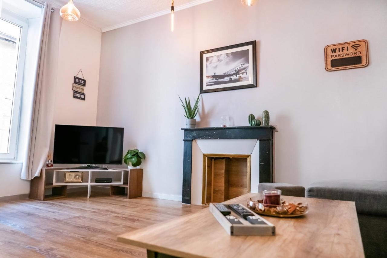 One-Bedroom Apartment,1306205632:JPEG