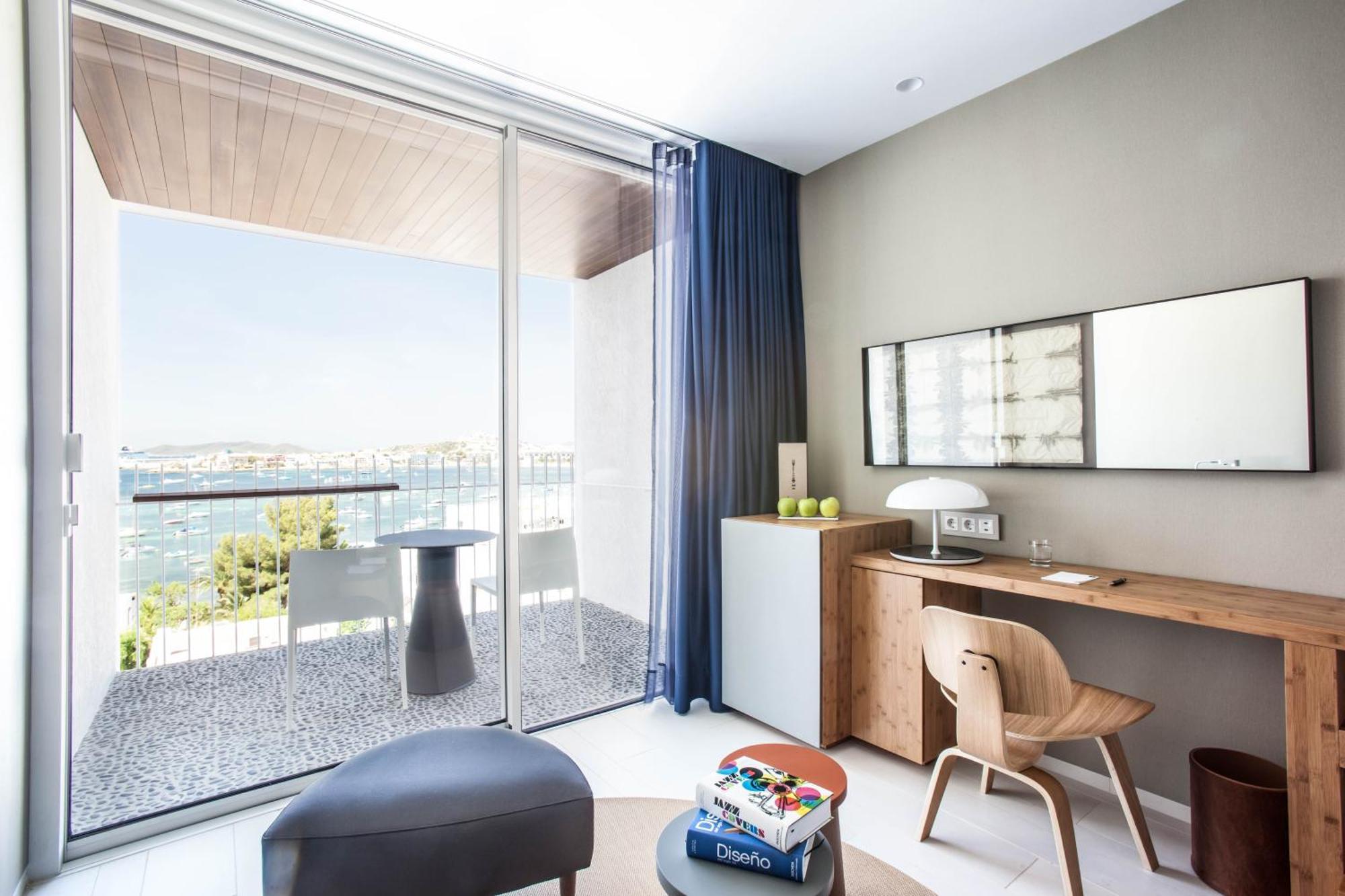Deluxe Double Room Sea View