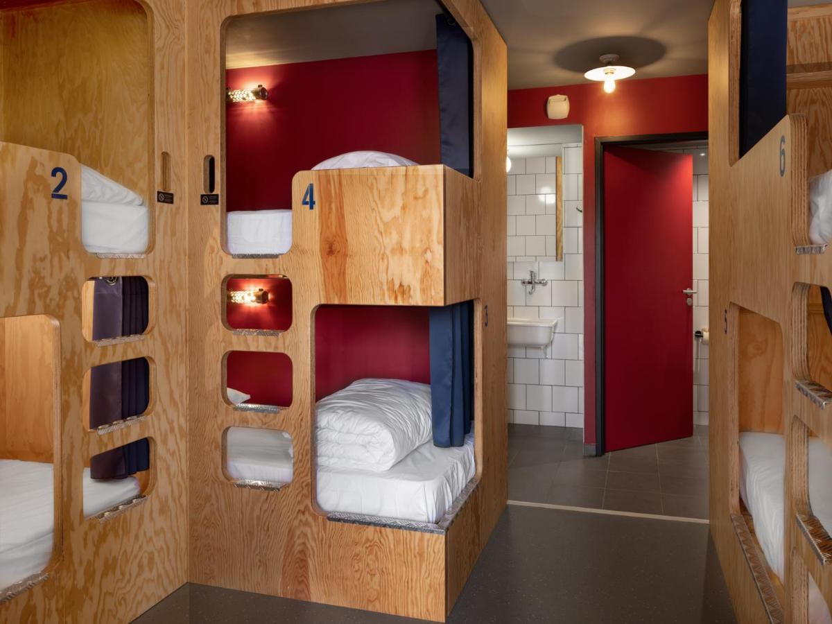Eklo bed dormitory women only