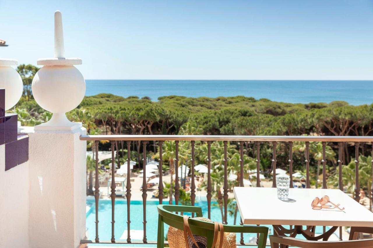 Double or Twin Room Sea View