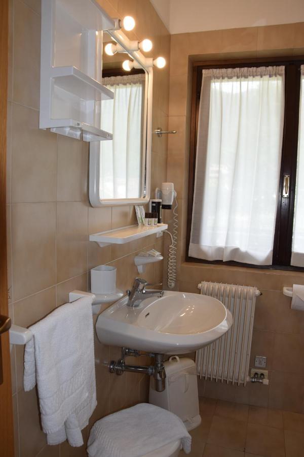 Triple Room,1307747629:JPEG