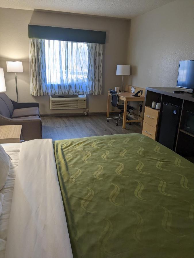 Queen Room Two Queen Beds Non-Smoking