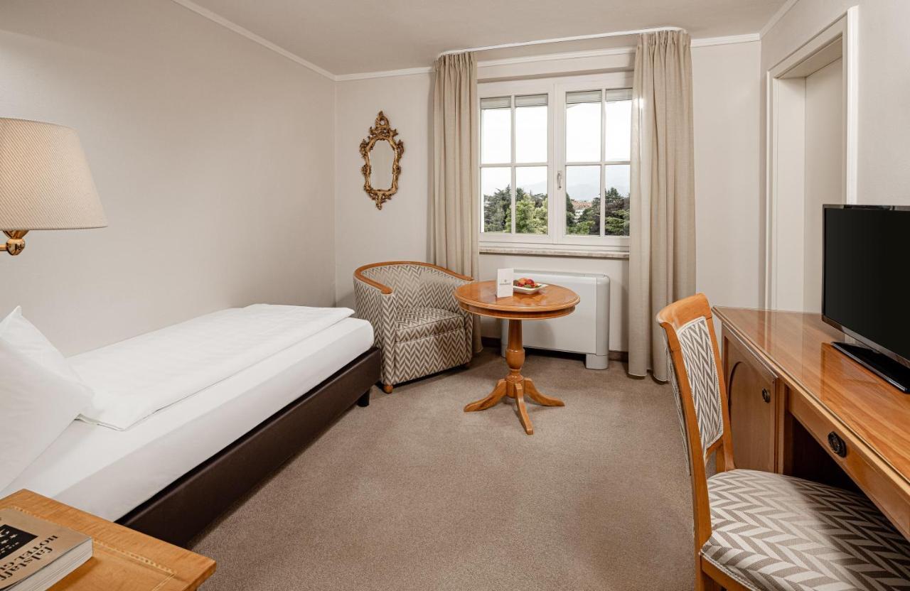 Single Room Mountain View