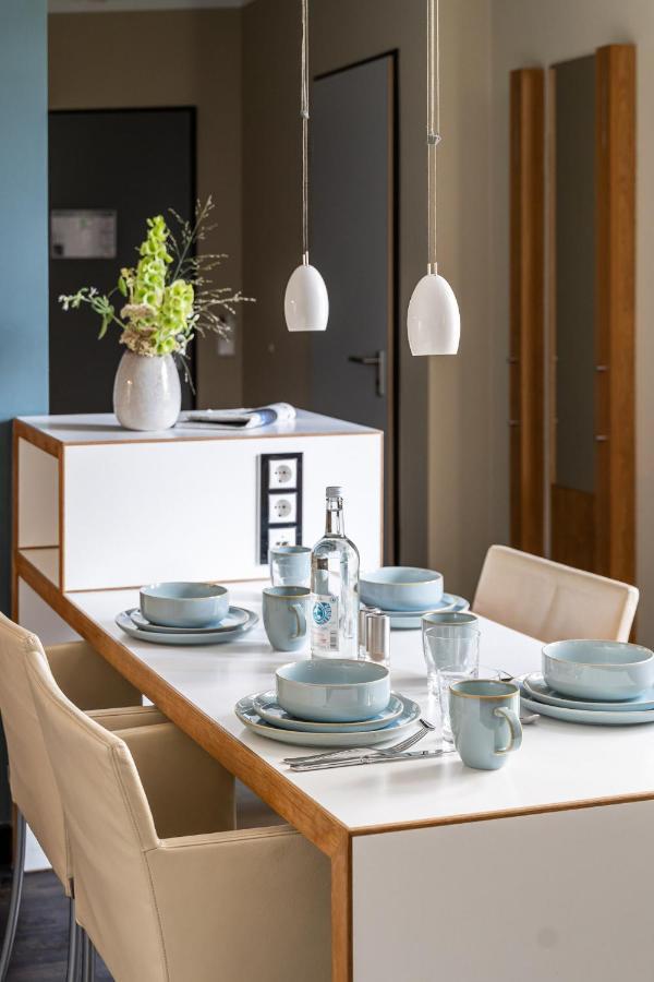 x-LARGE Apartment