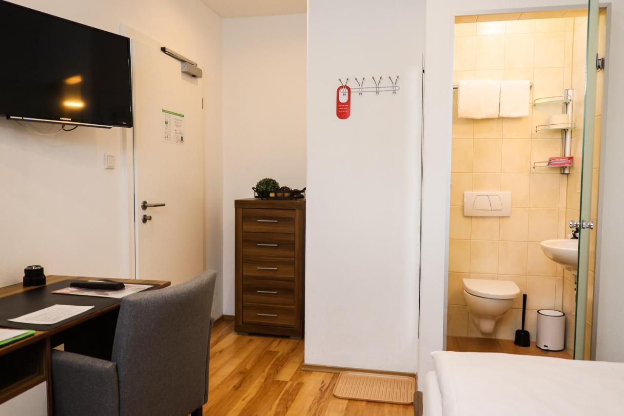 Single Room