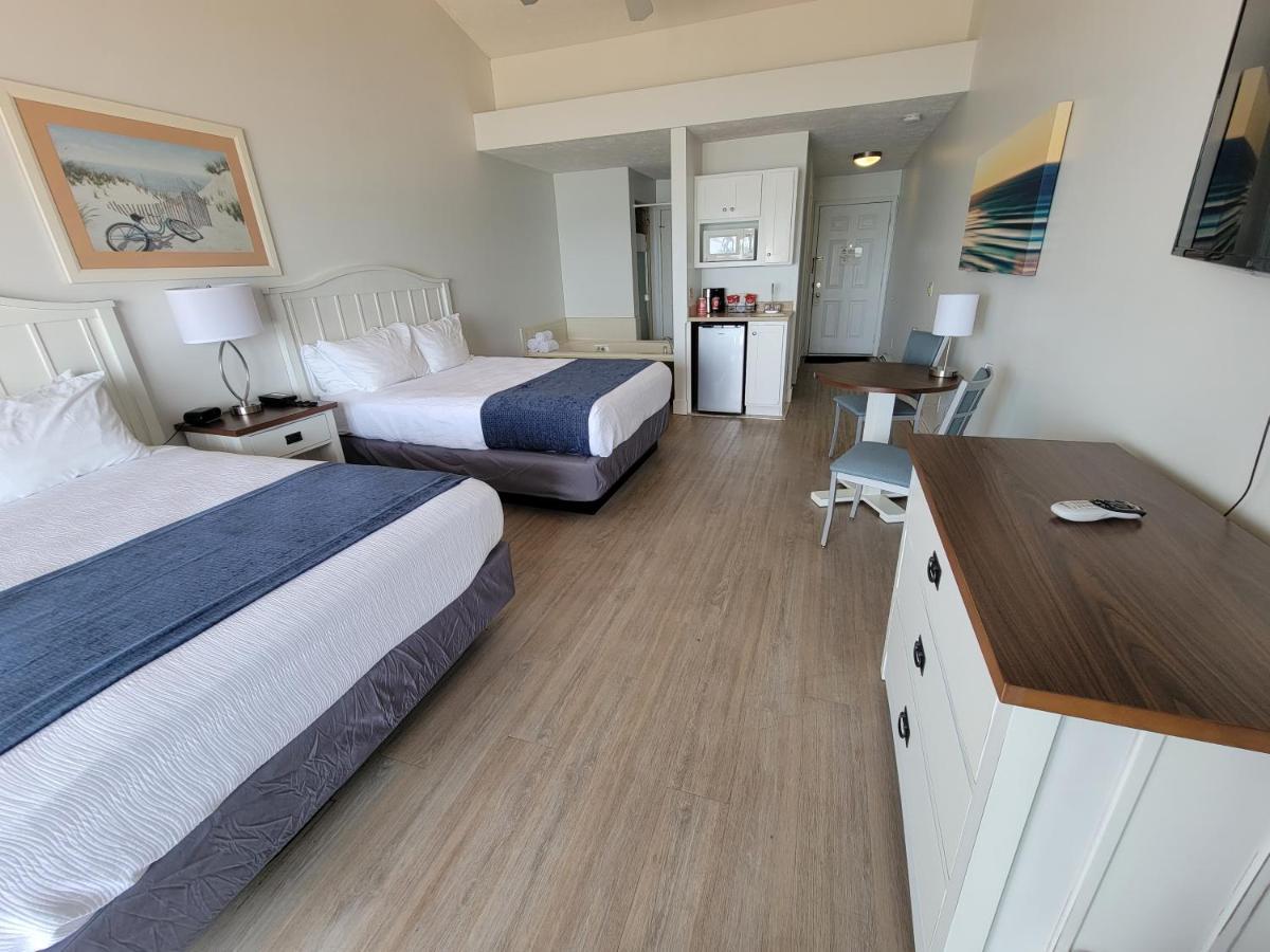 Queen Room Two Queen Beds Spa Bath
