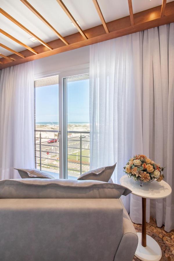 Triple Room Side Sea View