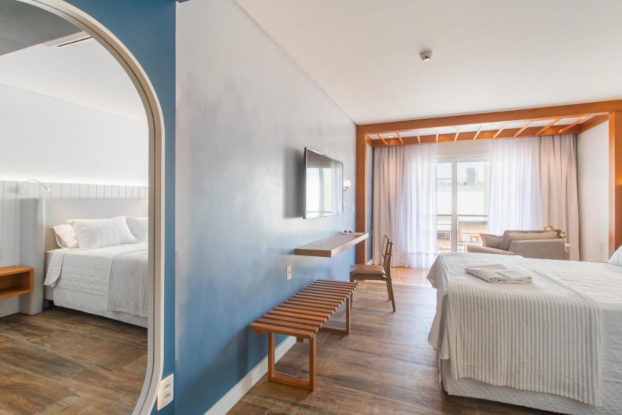 Triple Room Side Sea View