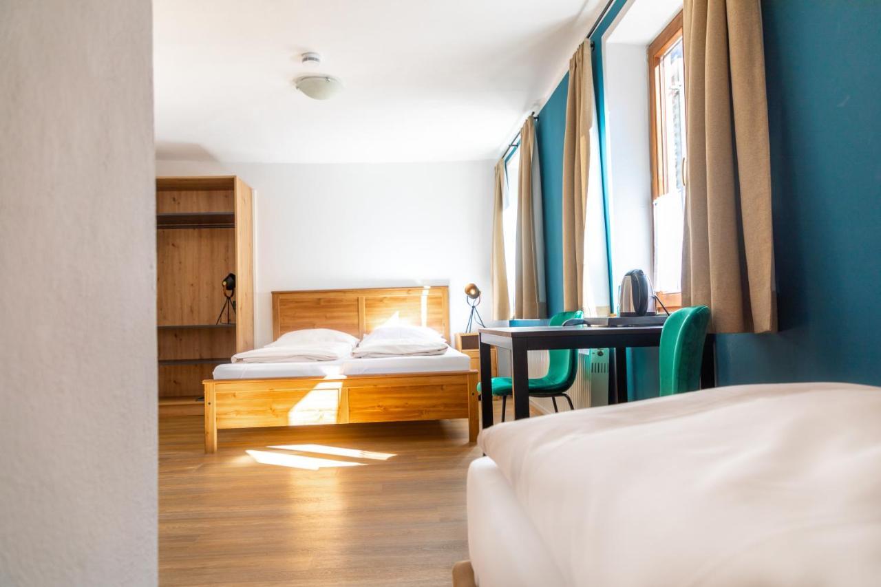 Dreibettzimmer