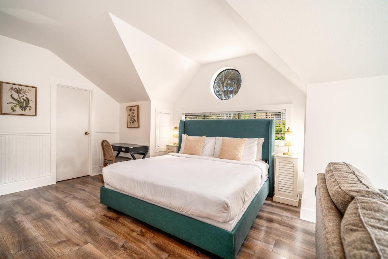 King Suite with Sea View