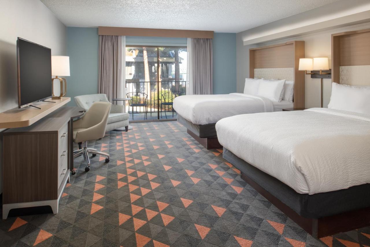 Premium Queen Room Two Queen Beds Courtyard View