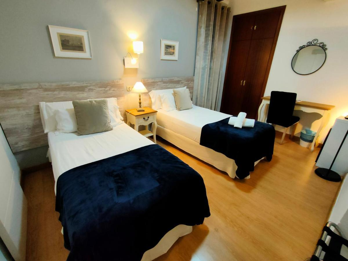 Interior Economy Twin Room