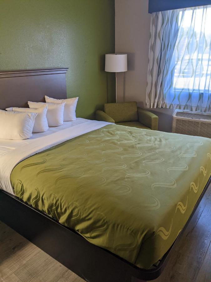 Queen Room Two Queen Beds Non-Smoking