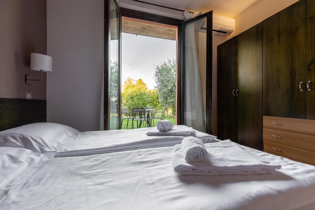 One-Bedroom Apartment Garden