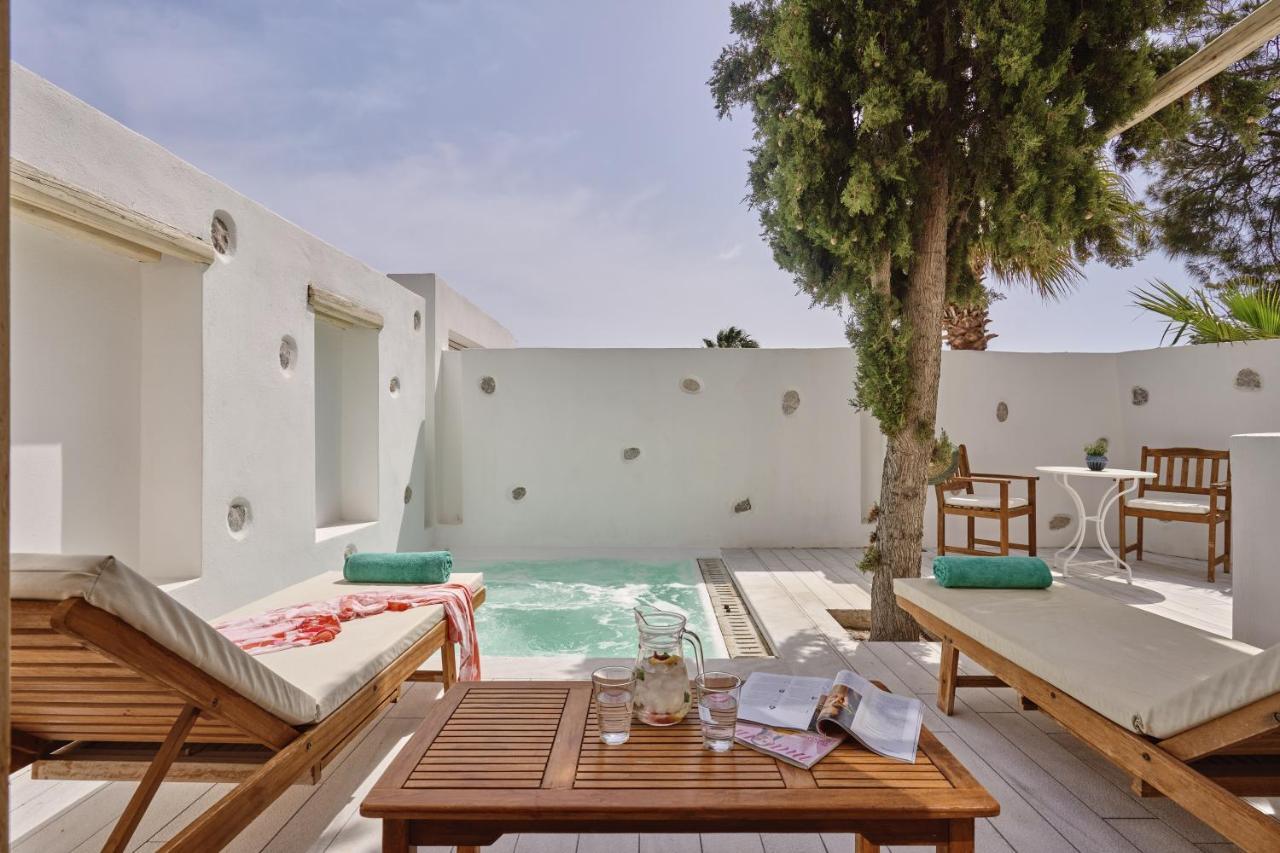 Honeymoon Suite Outdoor Whirlpool