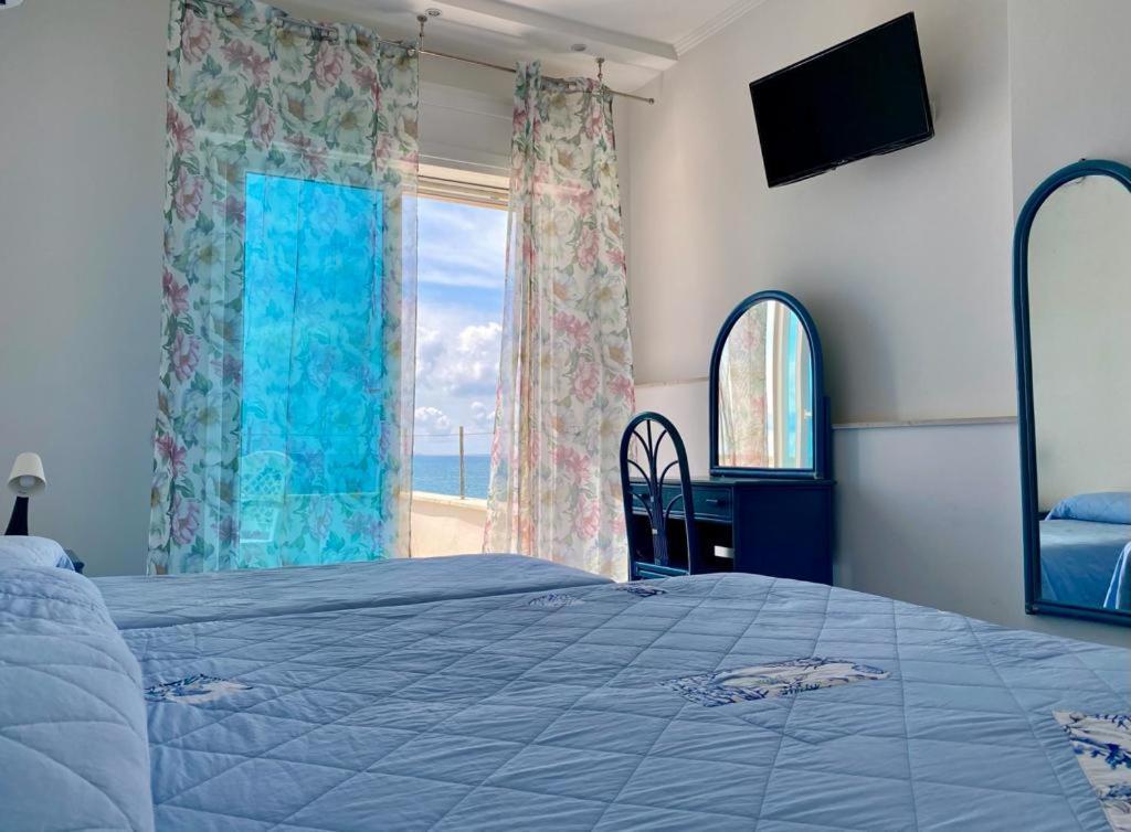 Deluxe Double Room Sea View